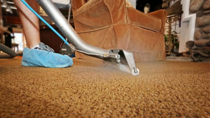 How to Steam Clean a Carpet